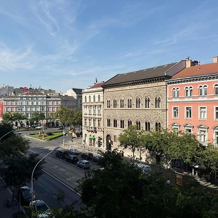 Exclusive Central 3Bedrm Stylish Residence By Prestige Homes Budapest Esterno foto