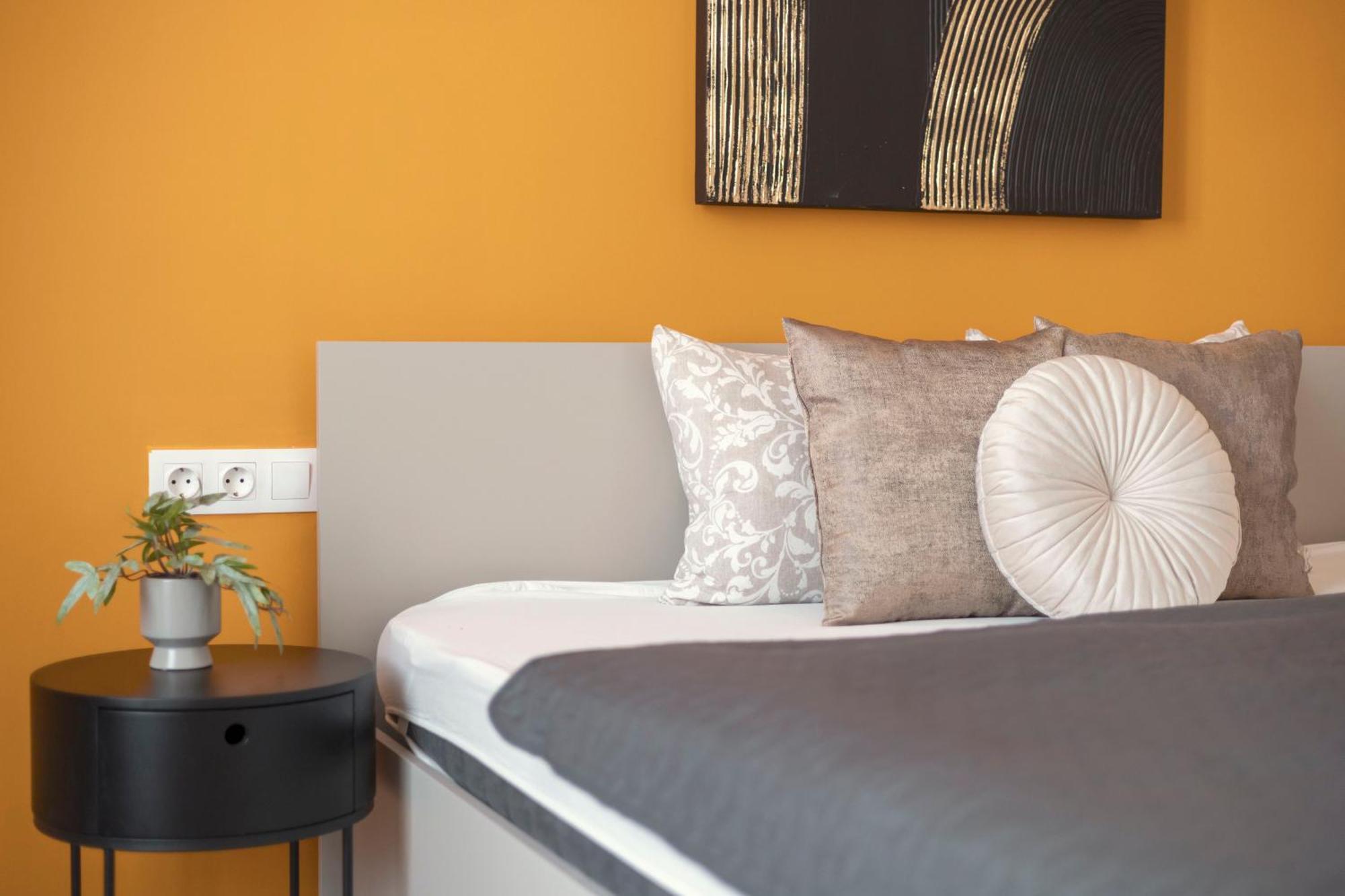 Exclusive Central 3Bedrm Stylish Residence By Prestige Homes Budapest Esterno foto